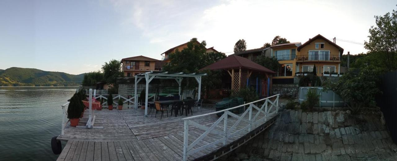 Casa Oana Hotel Ieşelniţa Esterno foto